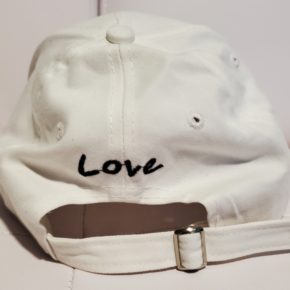 New Forever 21 KPOP Love Finger Heart Trending White Baseball Cap - One Size - Picture 5 of 9